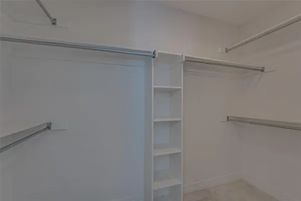 a view of a house with backyard and porch