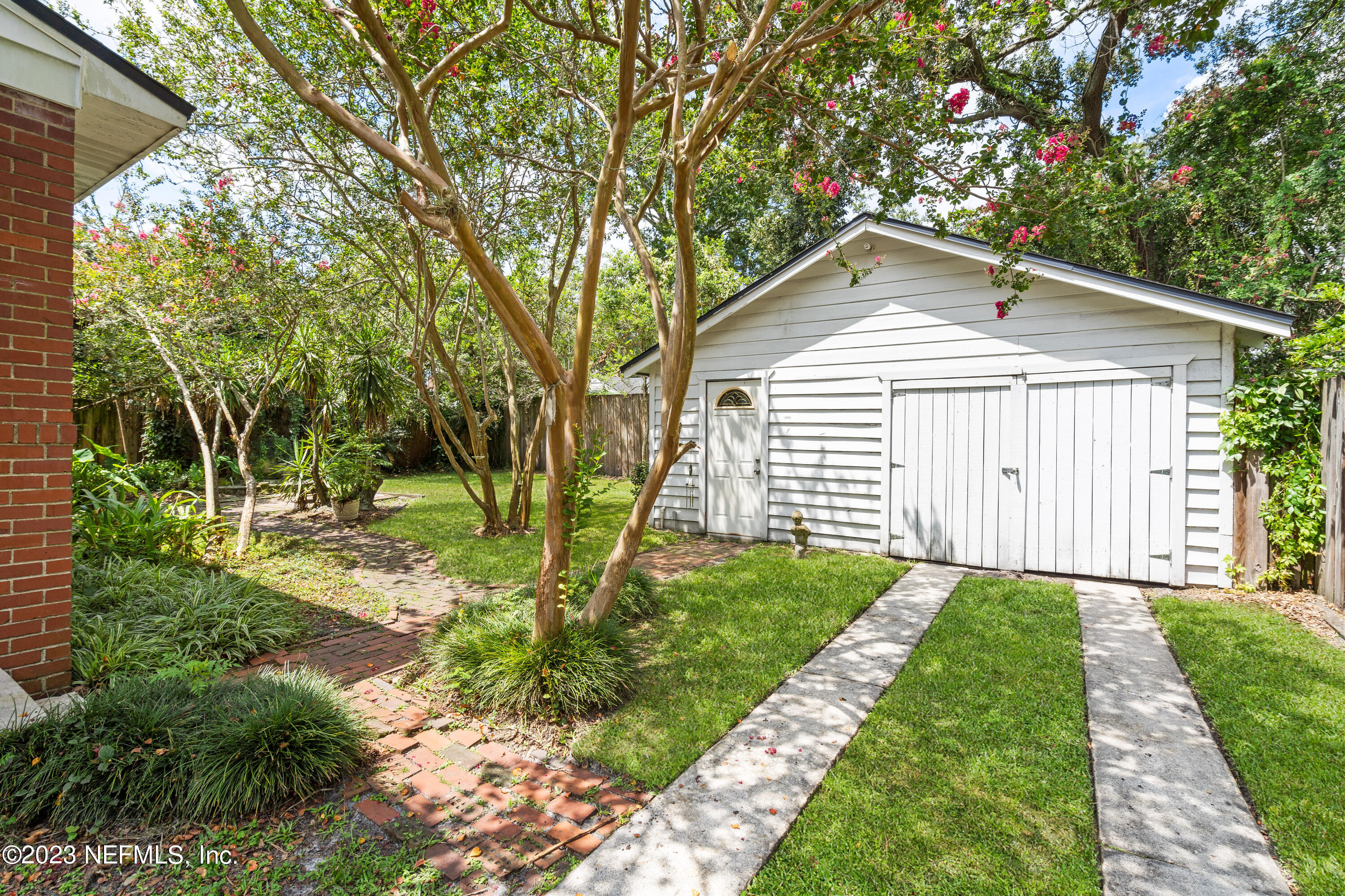 2222 Redfern Road Jacksonville, FL 32207 - Photo 4 of 23 DSC08937a