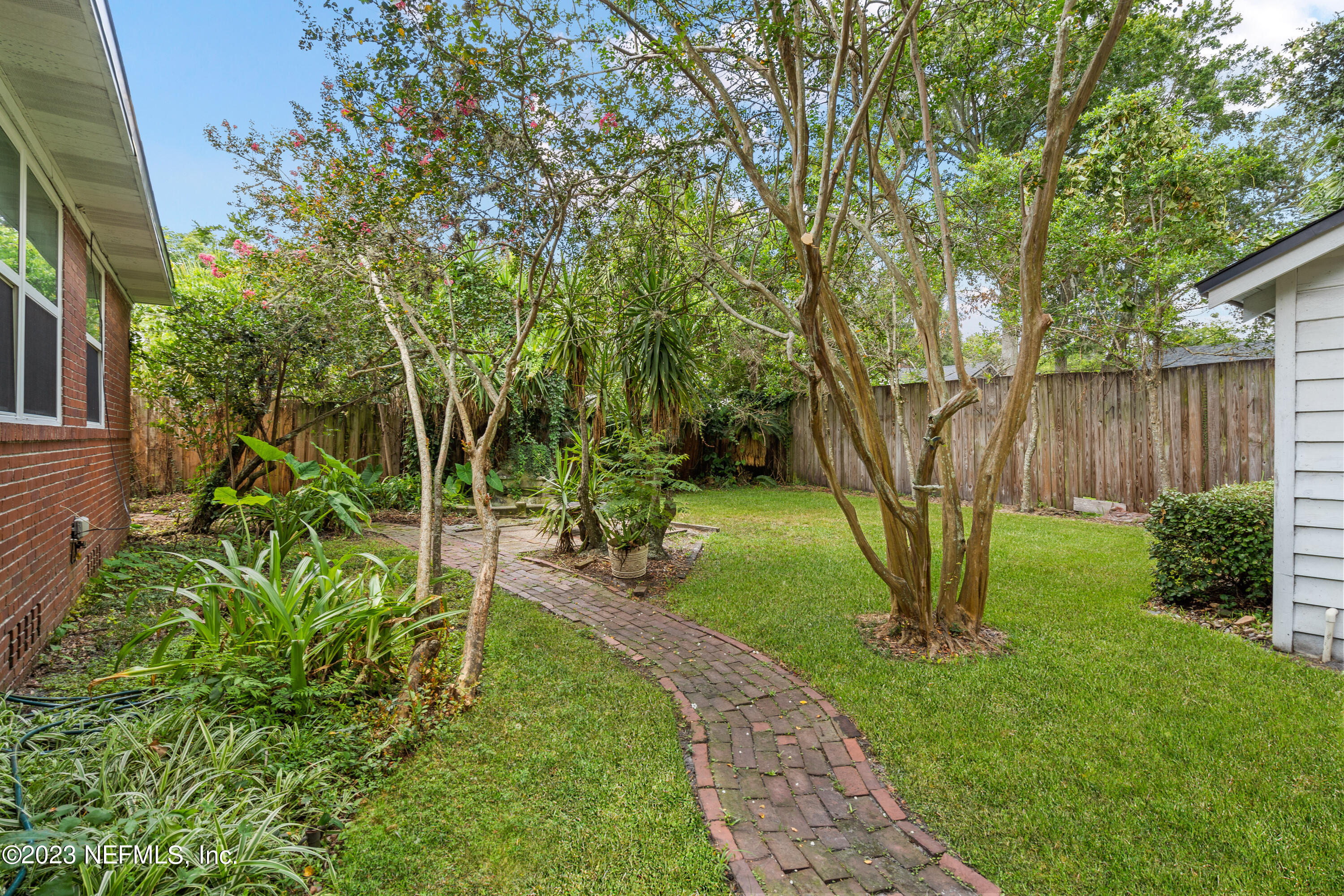 2222 Redfern Road Jacksonville, FL 32207 - Photo 5 of 23 DSC08913a