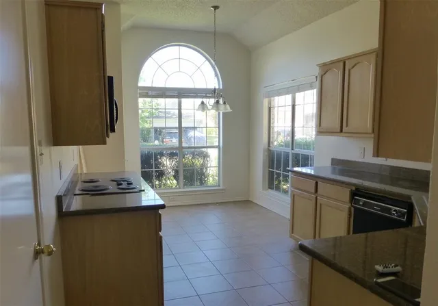 $2,250 | 938 Winterstone Drive, Lewisville, TX 75067