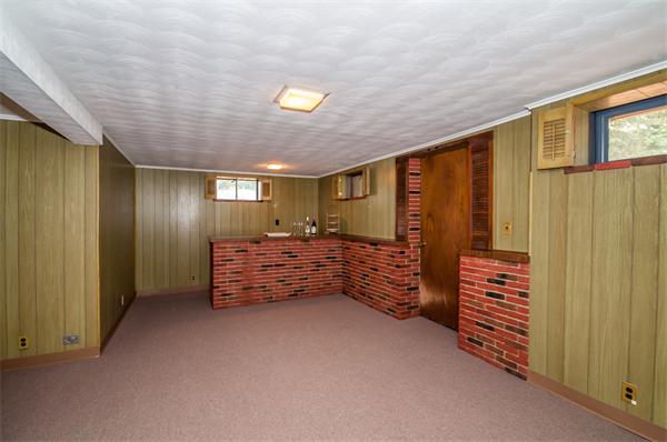 450 Foster Road Tewksbury, MA 01876 - Photo 29 of 30 Gallery Image 29