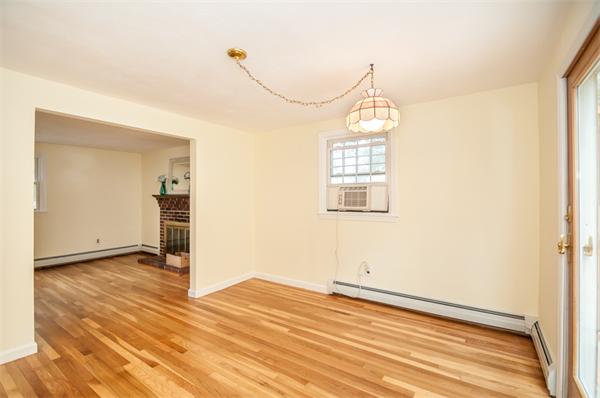 450 Foster Road Tewksbury, MA 01876 - Photo 9 of 30 Gallery Image 9