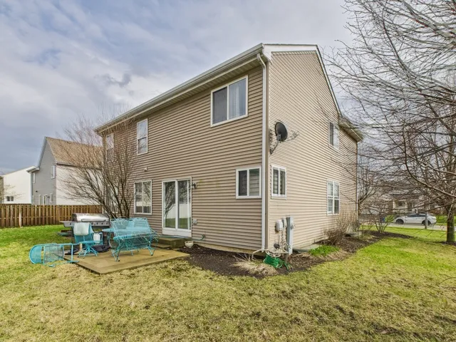 $345,000 | 21460 Prestwick Drive, Crest Hill, IL 60403