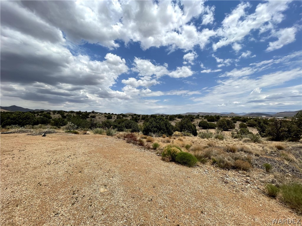 10551 East Blake Ranch Road Kingman, AZ 86401 - Photo 32 of 50 a view of a lake