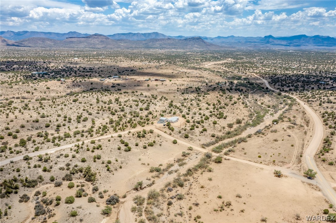10551 East Blake Ranch Road Kingman, AZ 86401 - Photo 45 of 50 a view of a sky