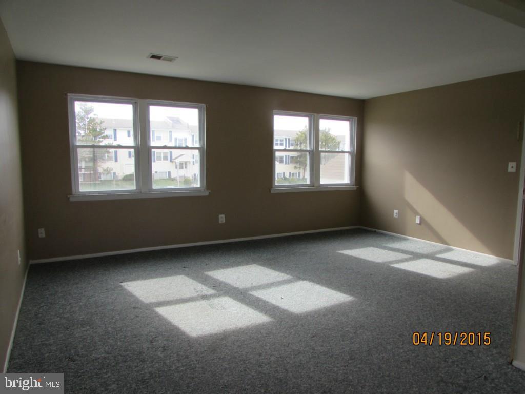 258 A Sawmill Road, Unit 355 Brick, NJ 08724 - Photo 7 of 22 Gallery Image 7