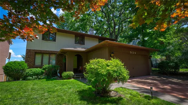 $389,900 | 524 Ridge Avenue, Decatur, IL 62521