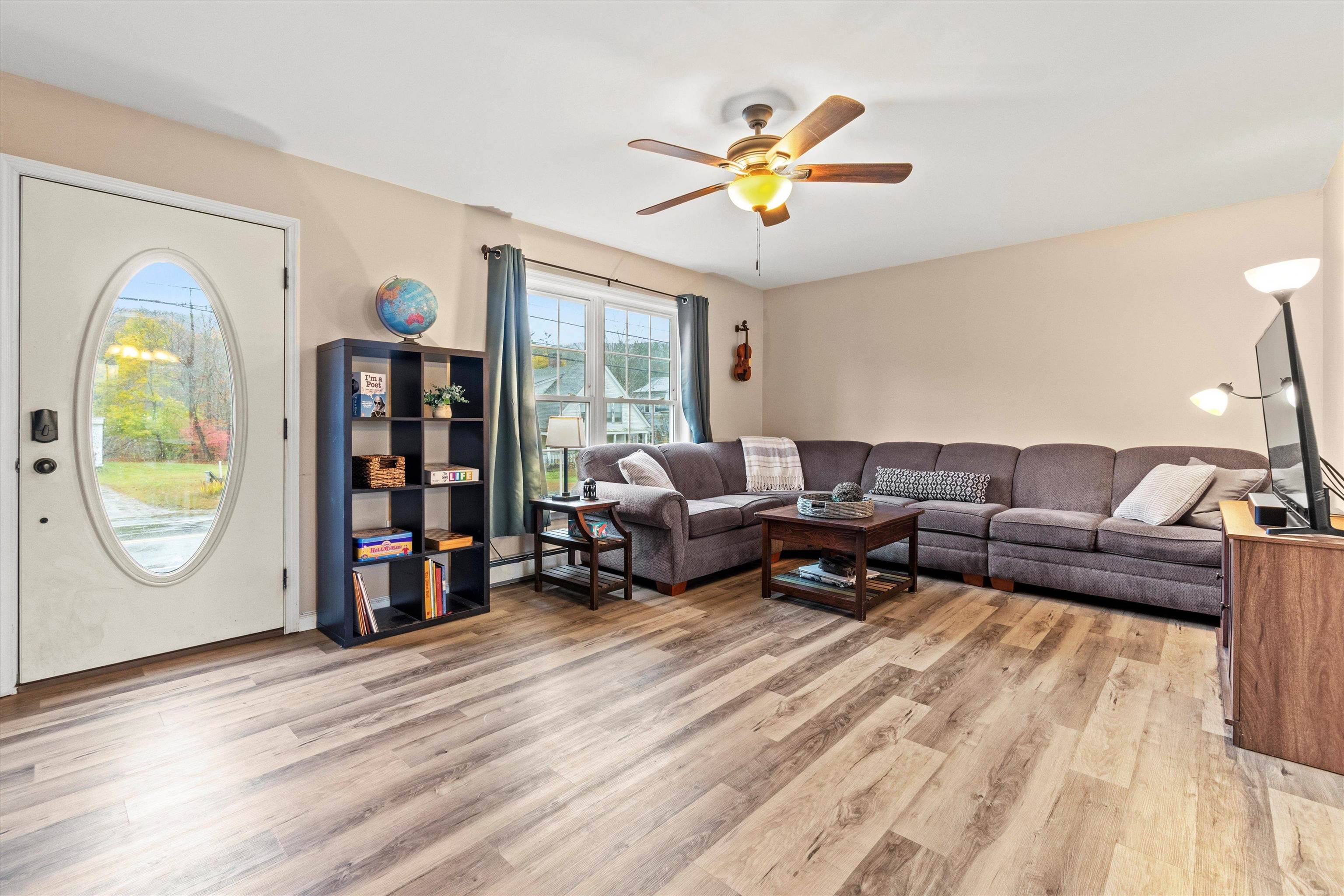 74 Lake Tarleton Road Warren, NH 03279 - Photo 4 of 39