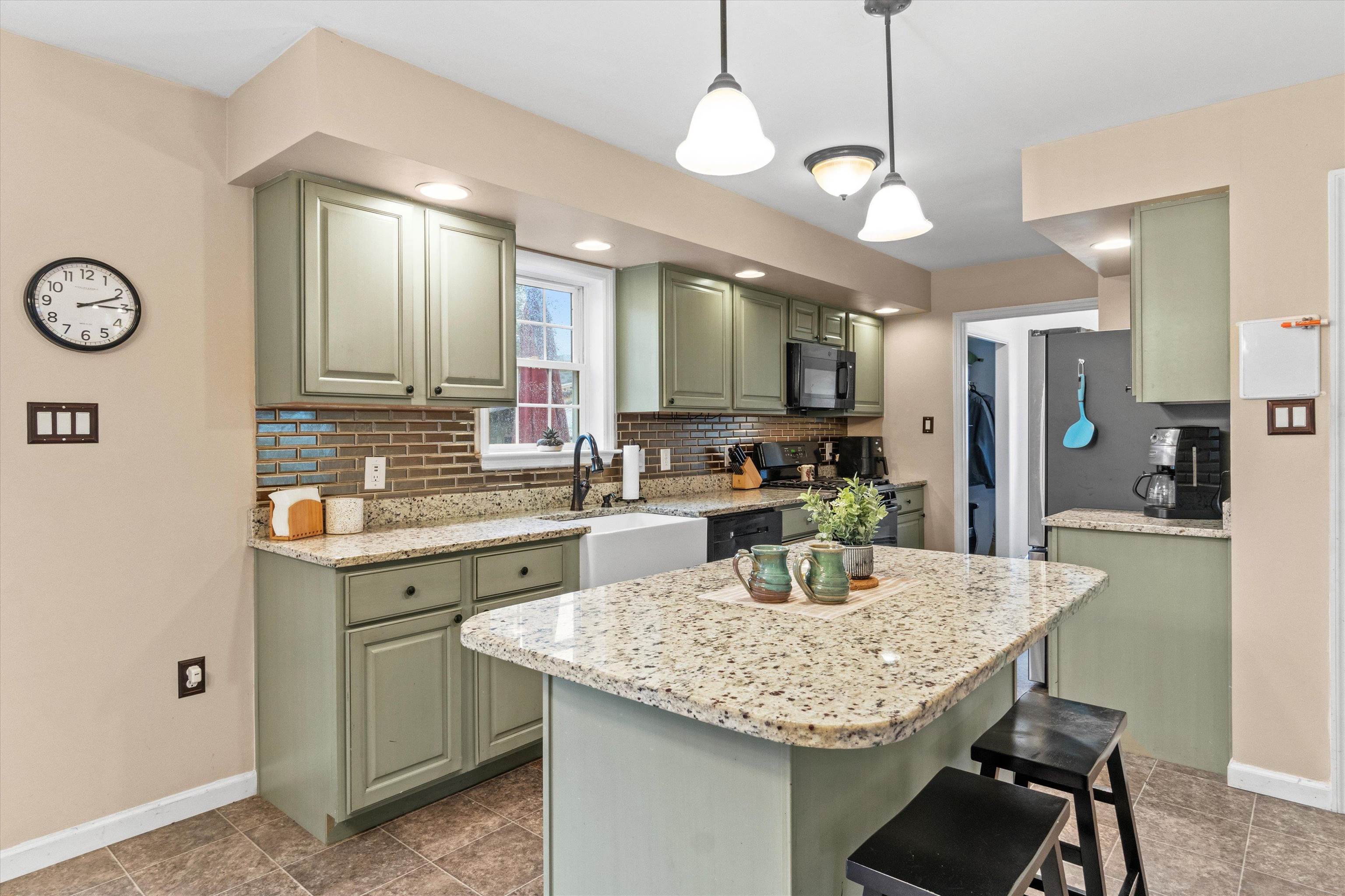 74 Lake Tarleton Road Warren, NH 03279 - Photo 9 of 39