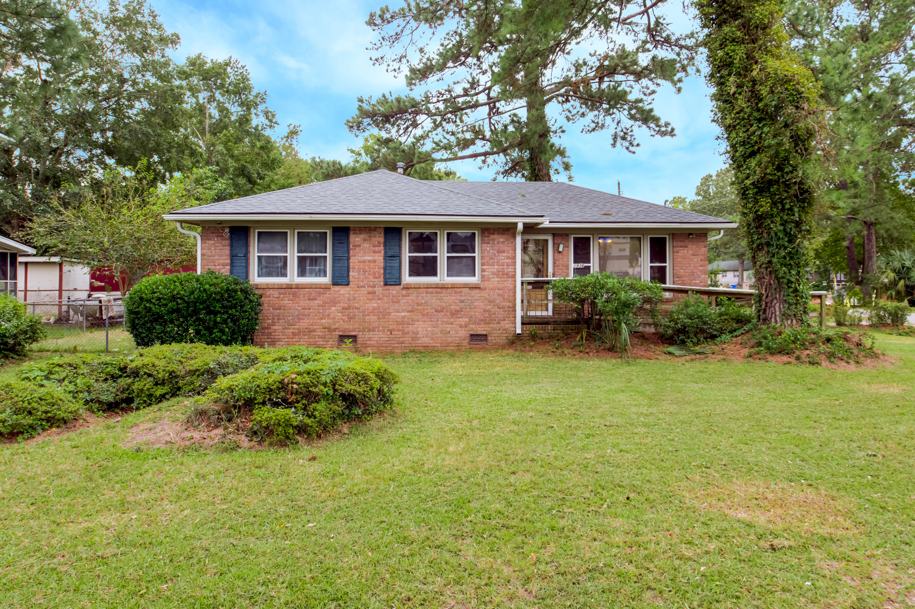 1936 Savage Road Charleston, SC 29407 - Photo 1 of 22 1936 Savage Road_High Res-4