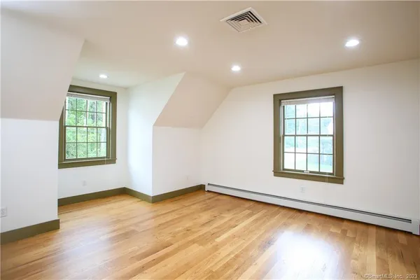 $359,900 | 277 Ashley Falls Road, North Canaan, CT 06018