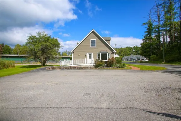 $359,900 | 277 Ashley Falls Road, North Canaan, CT 06018
