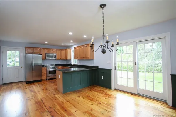 $359,900 | 277 Ashley Falls Road, North Canaan, CT 06018