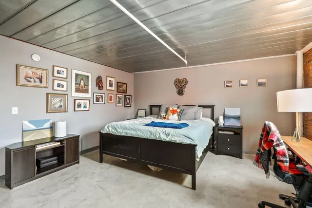 $3,150 | 250 Park Avenue, Unit 708, Minneapolis, MN 55415