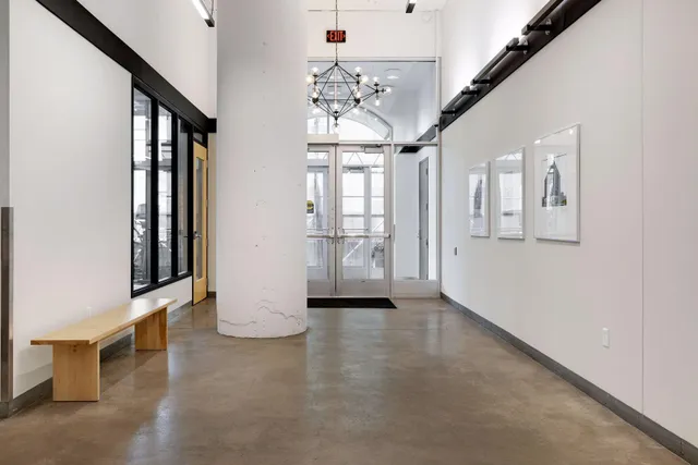 $3,150 | 250 Park Avenue, Unit 708, Minneapolis, MN 55415