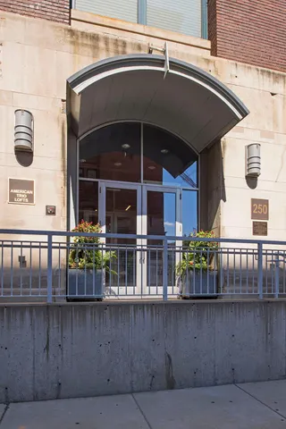 $3,150 | 250 Park Avenue, Unit 708, Minneapolis, MN 55415