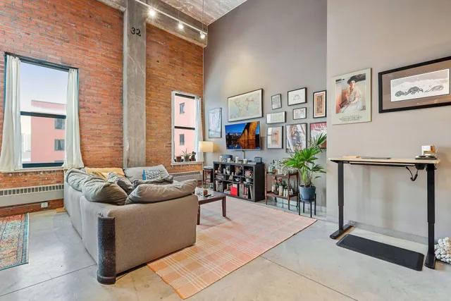 $3,150 | 250 Park Avenue, Unit 708, Minneapolis, MN 55415