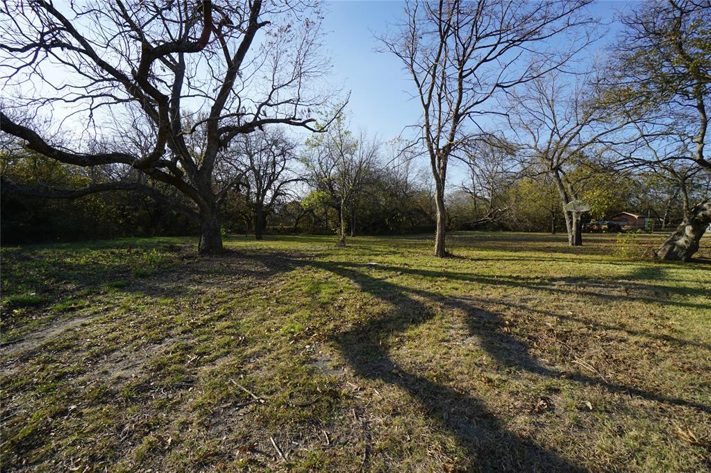 1227 Maple Street Bonham, TX 75418 - Photo 1 of 8