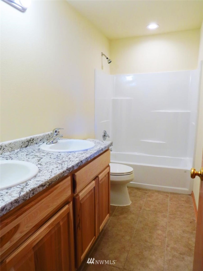 196 Shore Road Port Angeles, WA 98362 - Photo 8 of 10 Gallery Image 8