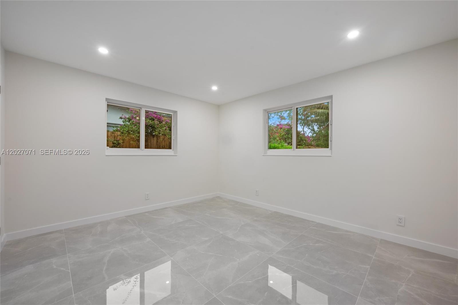 4024 Monroe Street Hollywood, FL 33021 - Photo 19 of 27