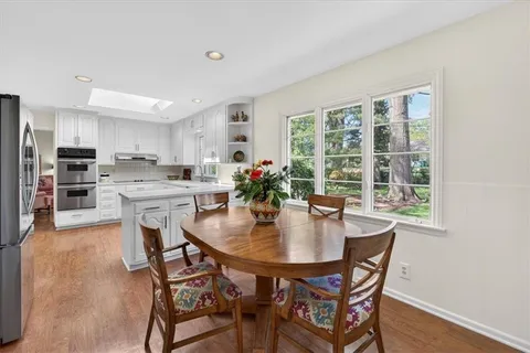 $1,150,000 | 2910 West 66th Terrace, Mission Hills, KS 66208