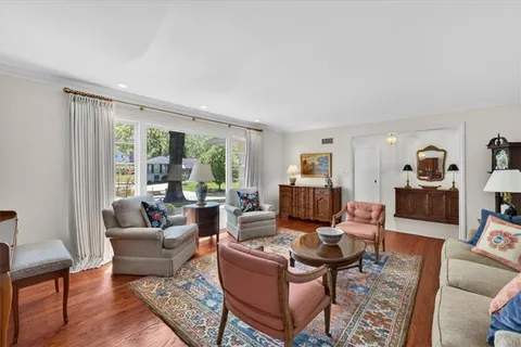 $1,150,000 | 2910 West 66th Terrace, Mission Hills, KS 66208