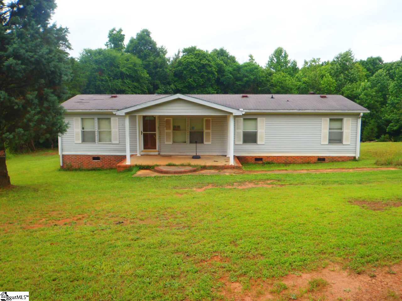 672 State Rd S-42-1256 Enoree, SC 29335 - Photo 1 of 8