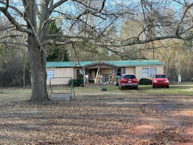 546 B B Wilson Road Commerce, GA 30529 - Photo 1 of 1 a view of a house with a yard