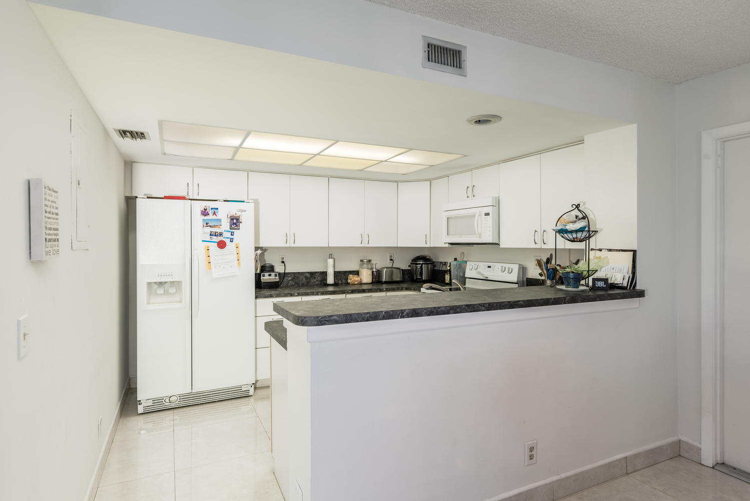 5285 Buckhead Circle, Unit 1010 Boca Raton, FL 33431 - Photo 11 of 24 Kitchen