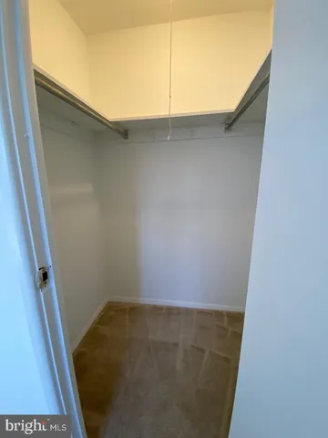 $2,600 | 8002 Le Havre Place, Unit 14, Falls Church, VA 22042