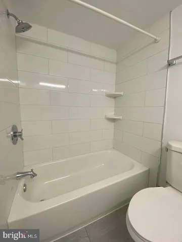 $2,600 | 8002 Le Havre Place, Unit 14, Falls Church, VA 22042