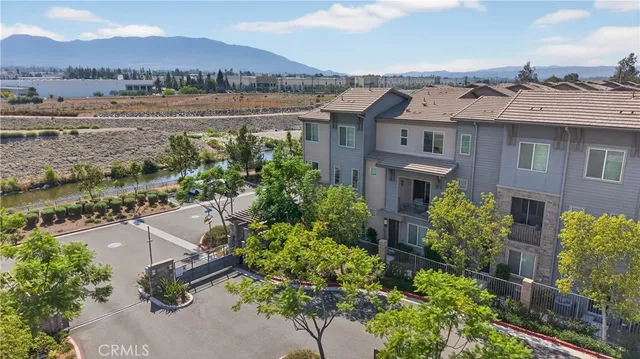 $550,000 | 893 Tangelo Way, Unit 103, Corona, CA 92878