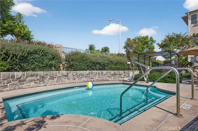 $550,000 | 893 Tangelo Way, Unit 103, Corona, CA 92878