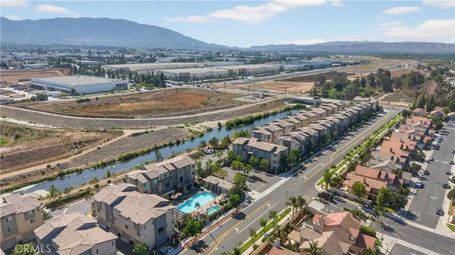 $550,000 | 893 Tangelo Way, Unit 103, Corona, CA 92878