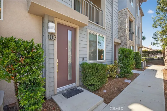 $550,000 | 893 Tangelo Way, Unit 103, Corona, CA 92878
