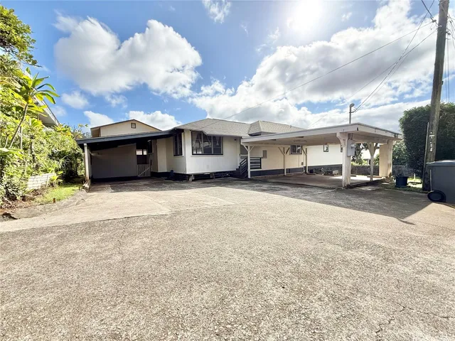 $845,000 | 171 A Makaweo Avenue, Wahiawa, HI 96786