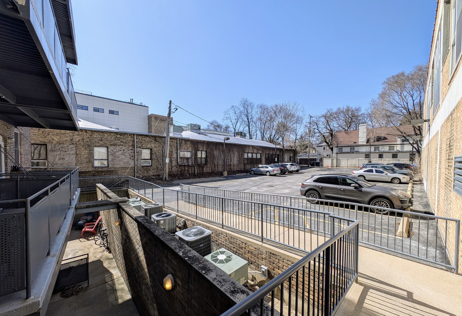 1830 Ridge Avenue, Unit 301 Evanston, IL 60201 - Photo 20 of 21 Gallery Image 20