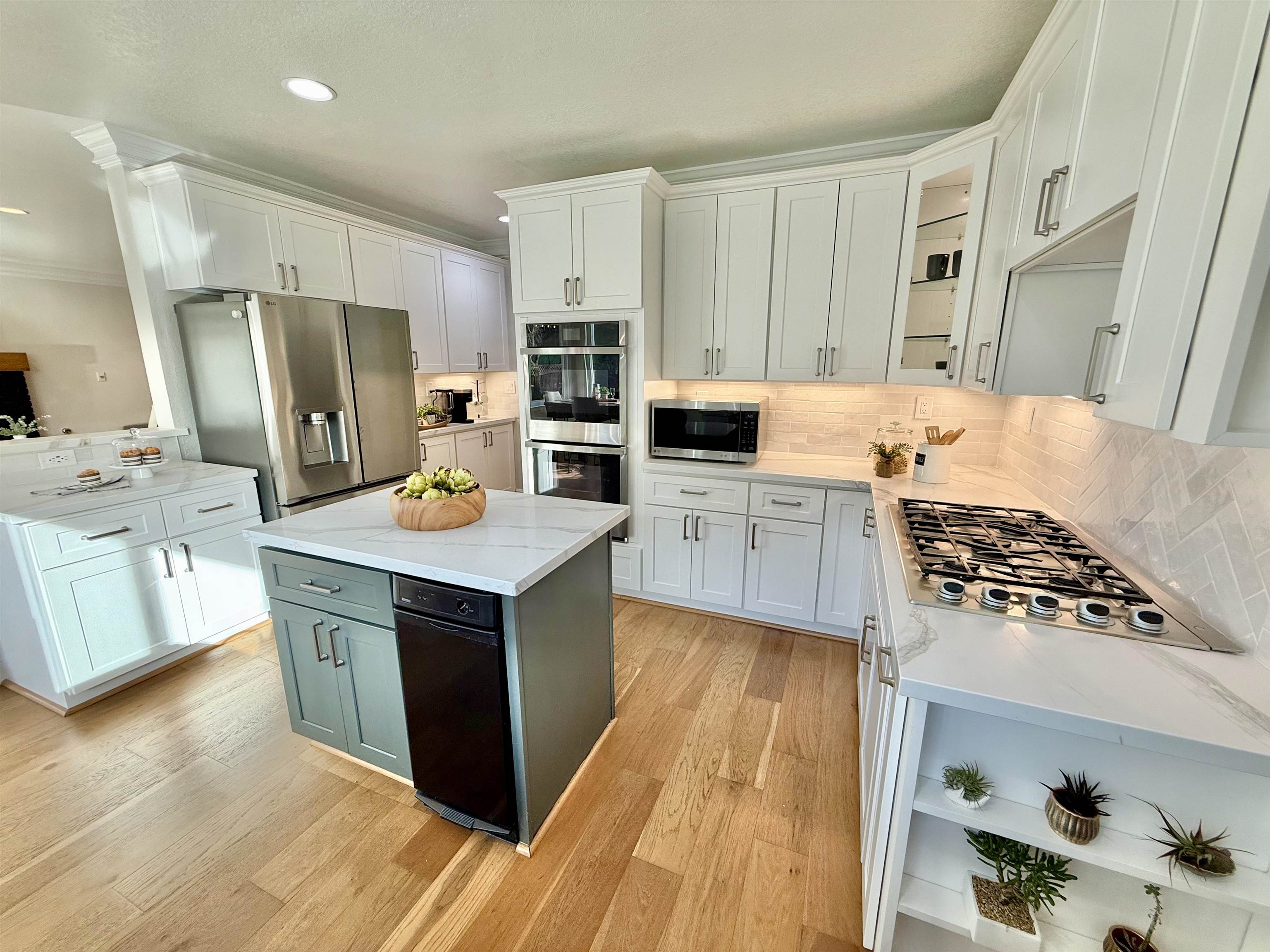 120 Canyon Lakes Way San Ramon, CA 94583 - Photo 16 of 60