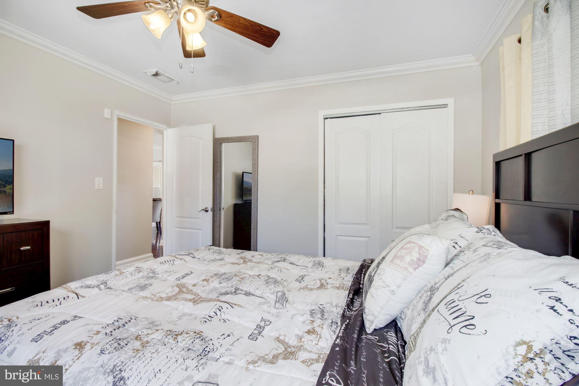937 Vanderwood Road Baltimore, MD 21228 - Photo 13 of 28 Ceiling fan and double closet