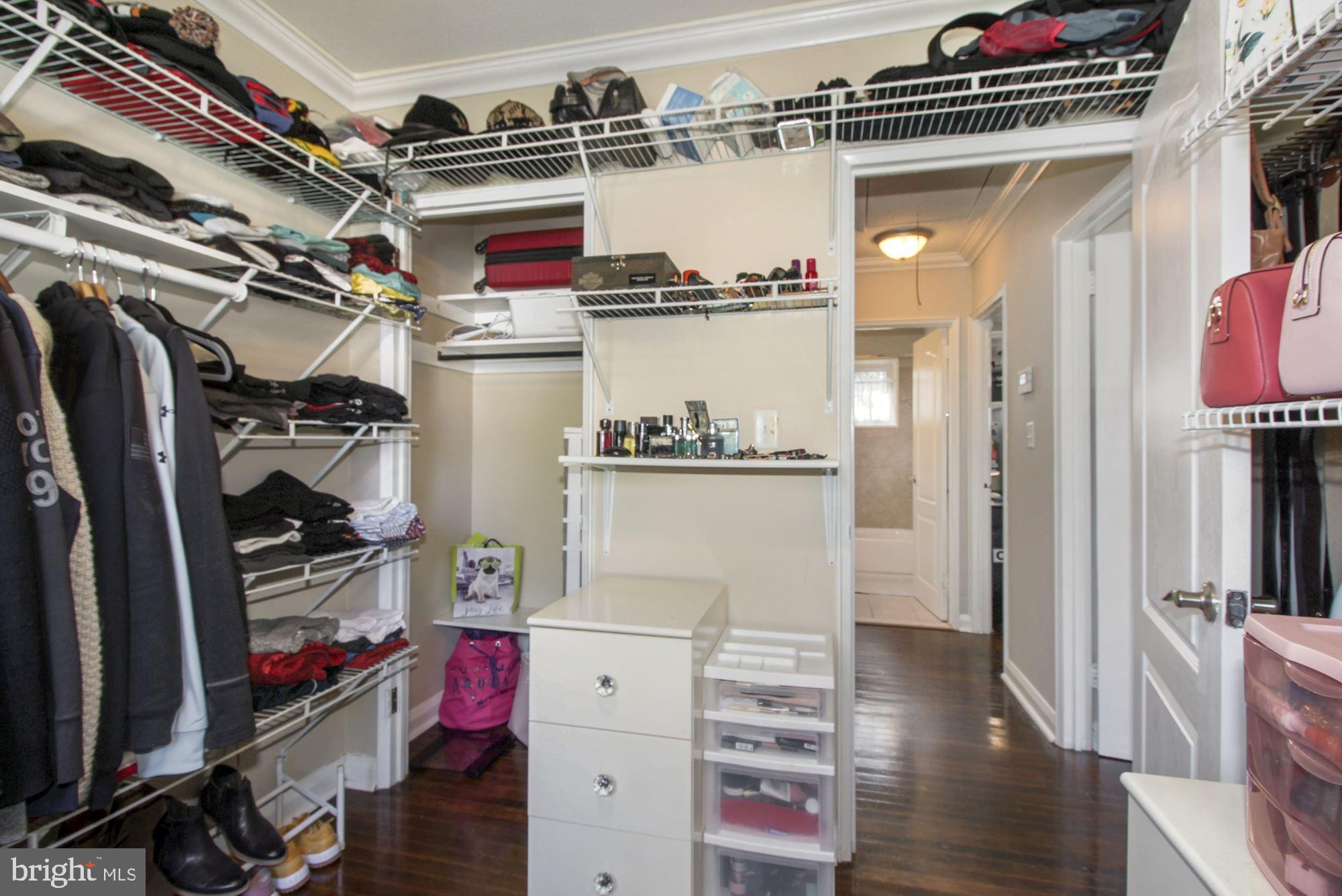 937 Vanderwood Road Baltimore, MD 21228 - Photo 20 of 28 Hardwoods throughout