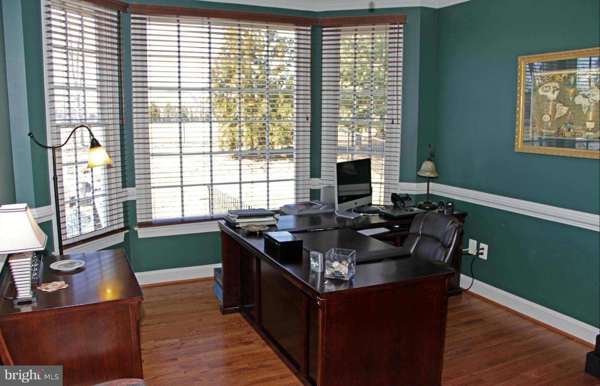 8248 Roxborough Loop Gainesville, VA 20155 - Photo 11 of 30 Main Level Study