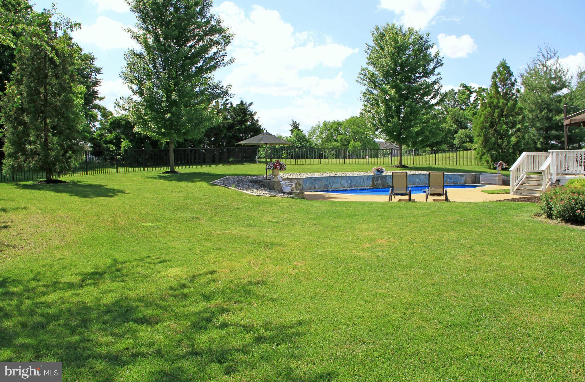 8248 Roxborough Loop Gainesville, VA 20155 - Photo 27 of 30 Large Fenced Rear Yard