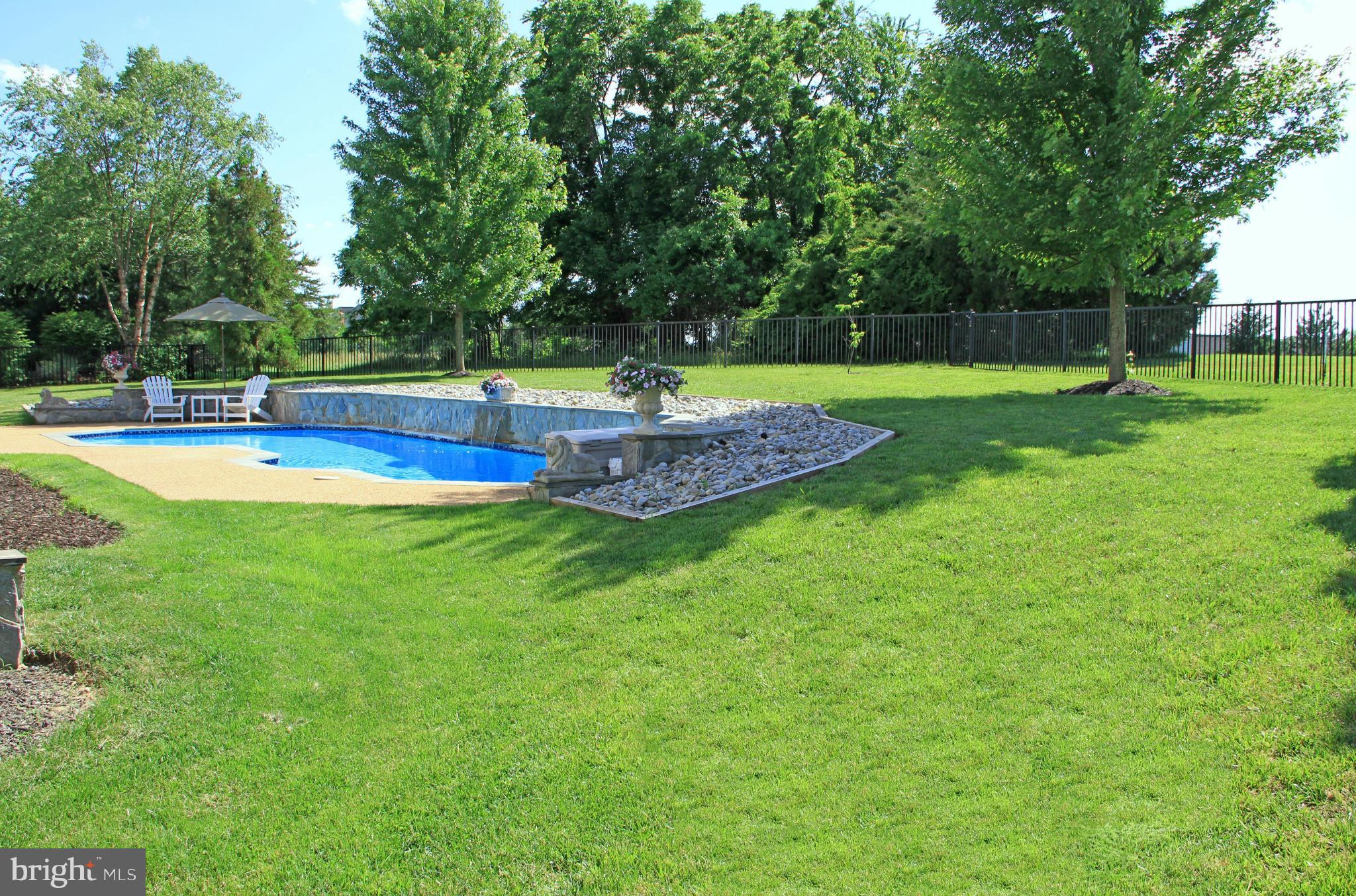 8248 Roxborough Loop Gainesville, VA 20155 - Photo 29 of 30 Backs to Golf Course and Trees