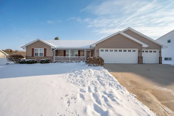 $529,900 | 4011 Garrett Street, De Pere, WI 54115