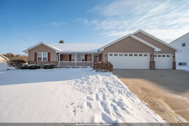 $539,900 | 4011 Garrett Street, De Pere, WI 54115