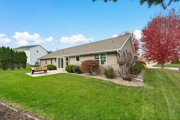 $529,900 | 4011 Garrett Street, De Pere, WI 54115