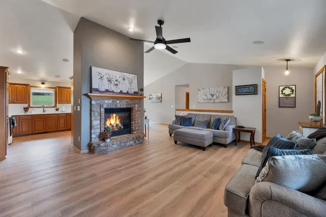 $539,900 | 4011 Garrett Street, De Pere, WI 54115