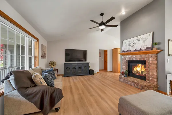 $529,900 | 4011 Garrett Street, De Pere, WI 54115