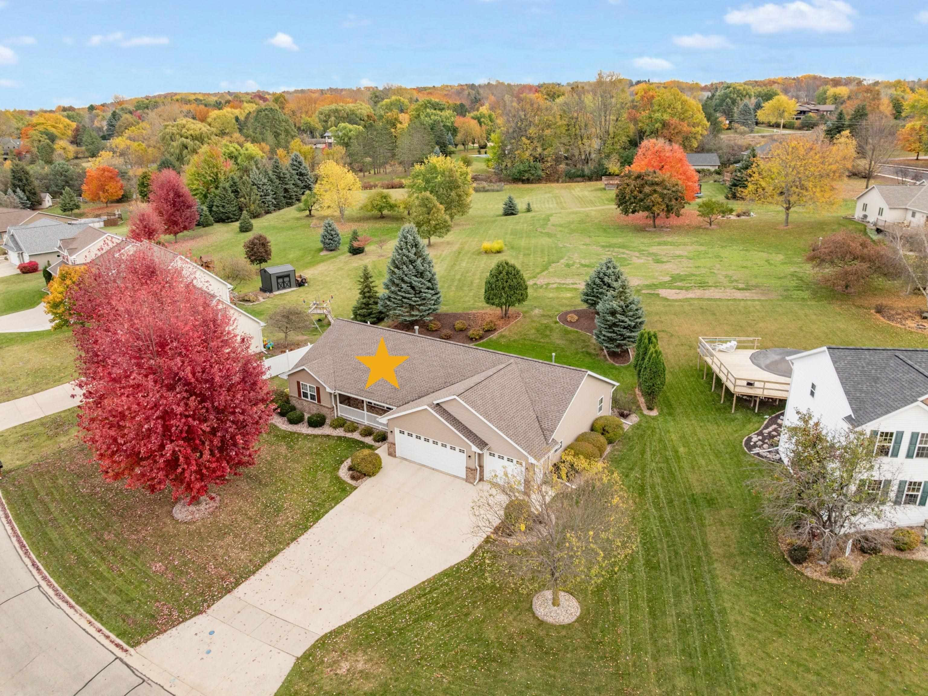 4011 Garrett Street De Pere, WI 54115 - Photo 2 of 75