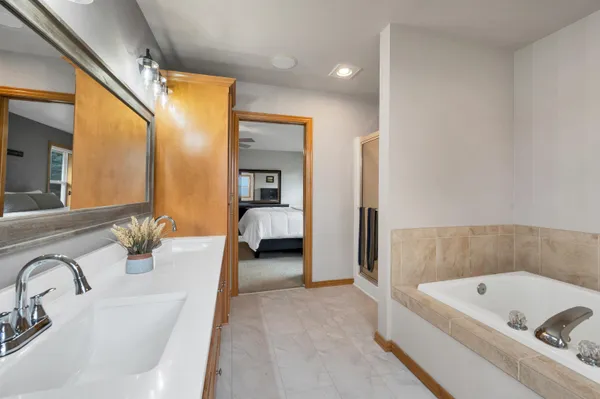 $529,900 | 4011 Garrett Street, De Pere, WI 54115